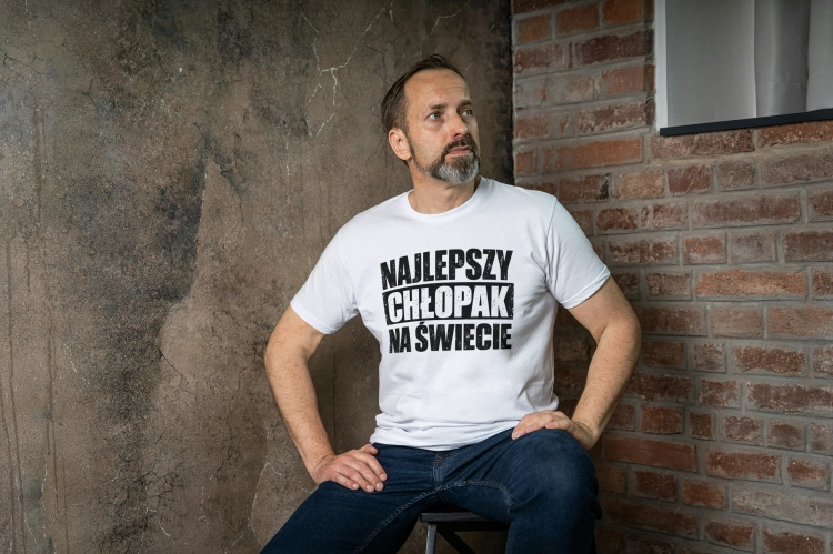 Biała koszulka Najlepszy Chłopak na Świecie prezent dla chłopaka na Dzień Chłopaka