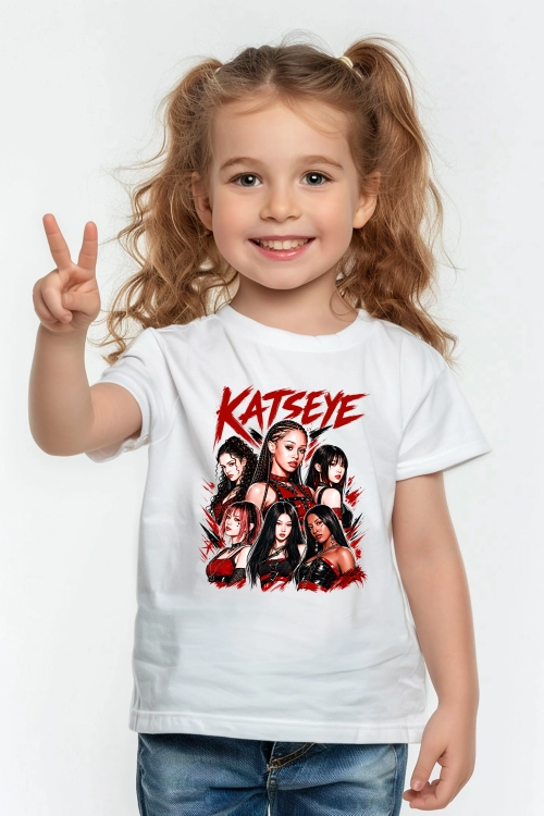 Grafika KATSEYE inspirowana zespołem K-pop na koszulkę