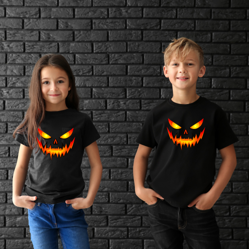 Koszulka dziecięca na Halloween z nadrukiem strasznej dyni, świecącymi żółtymi oczami i upiornym pomarańczowym uśmiechem