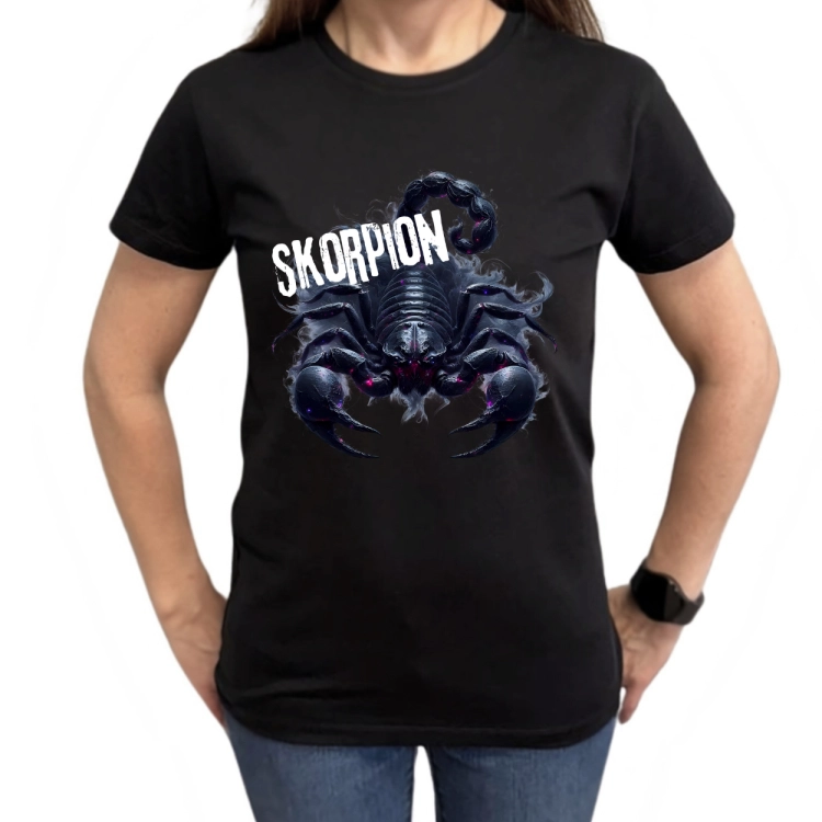 Koszulka damska Skorpion znak zodiaku Dark Fantasy czarna z pancernym skorpionem fioletowymi akcentami i dymem