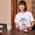 Koszulka damska „Easily Distracted by Coffee” | Dla kawoszki